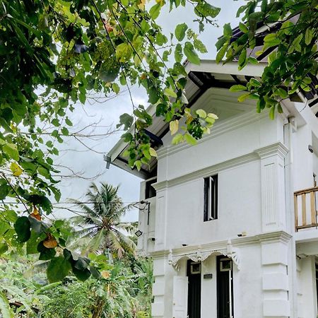 Watu House Dickwella Exterior foto