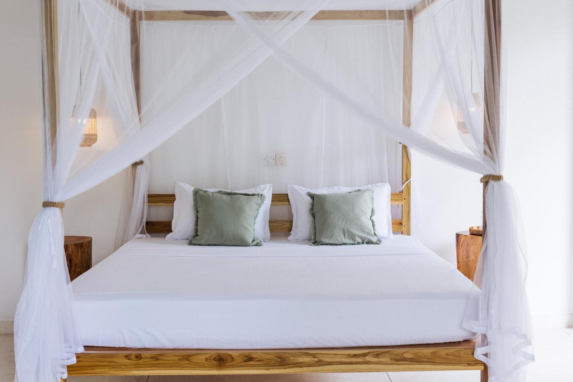 Watu House Dickwella Quarto foto