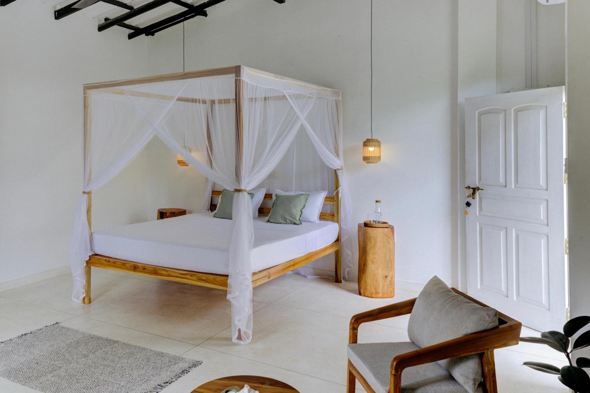 Watu House Dickwella Quarto foto